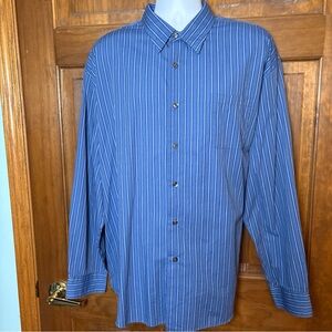 Van Heusen Never Tuck Button-Down Shirt Mens 2XL 18/18‎ 1/2 Stripe White Blue